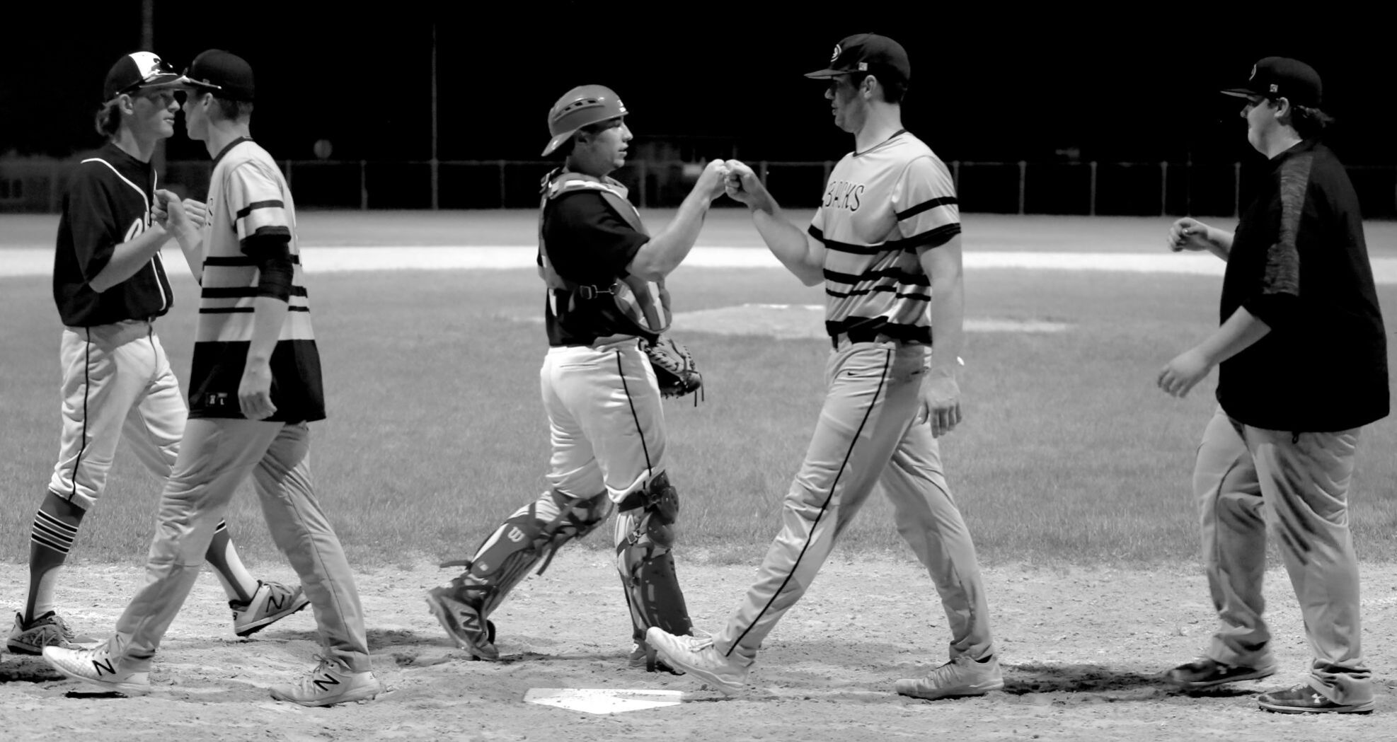 Photos: Winona Chiefs vs Dodge County DBacks